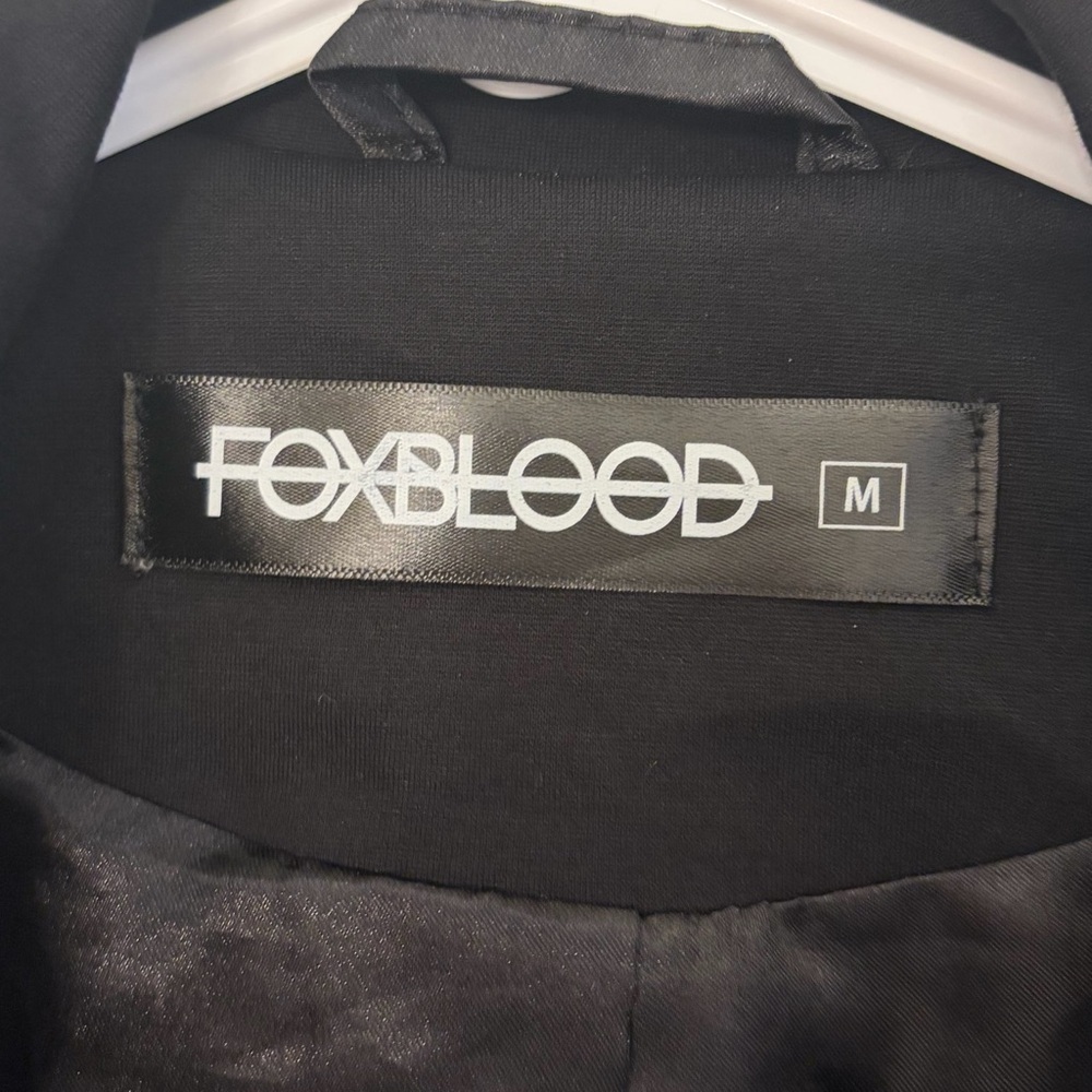 Foxblood Ophelia Cropped Blazer - Picture 3 of 6